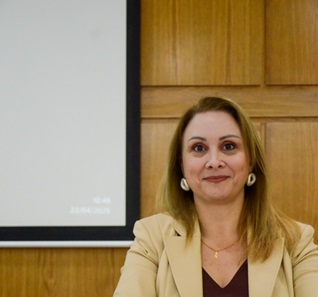 Presidente da APEP compõe mesa de abertura na recepção de novos servidores PGE-PR