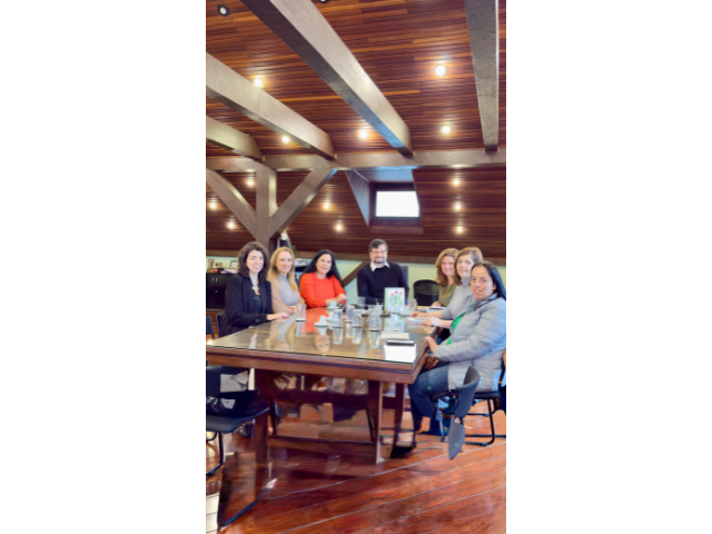 APEP PARTICIPA DE REUNIÃO NA FUNDAÇÃO CULTURAL DE CURITIBA PARA ALINAHR AÇÕES DO 52º CNPE