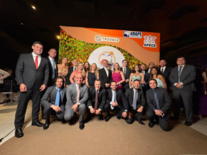 Leia mais sobre o artigo APEP E PROCURADORES DO PARANÁ MARCAM PRESENÇA NO 51º CNPE